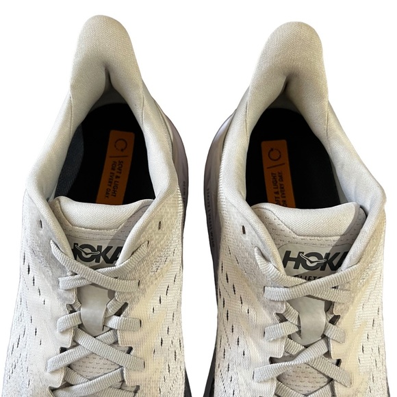 HOKA Clifton 8 Men’s Running Shoes Size 9D White Gray Lightweight